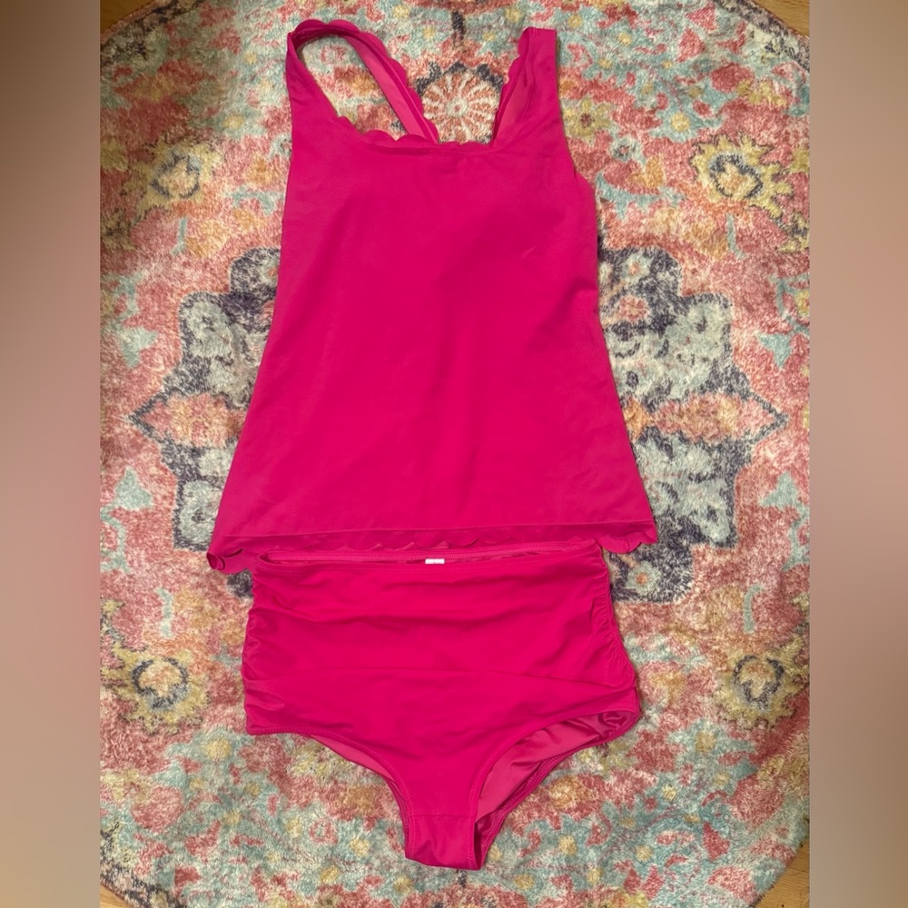 KIAVA magenta scalloped tankini and ruched high rise bottom Set